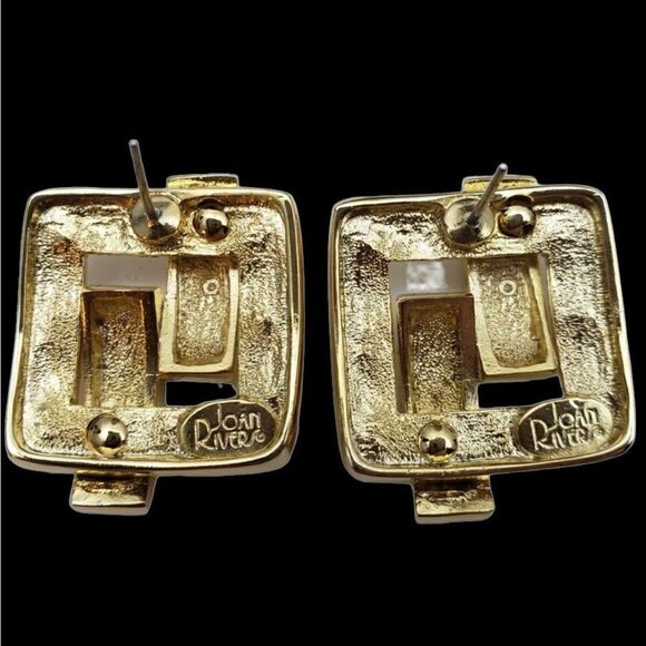 Joan River's Gold Tone/Buckle Style Pave' Star/Faceted Cut Crystal Earrings - Picture 3 of 7